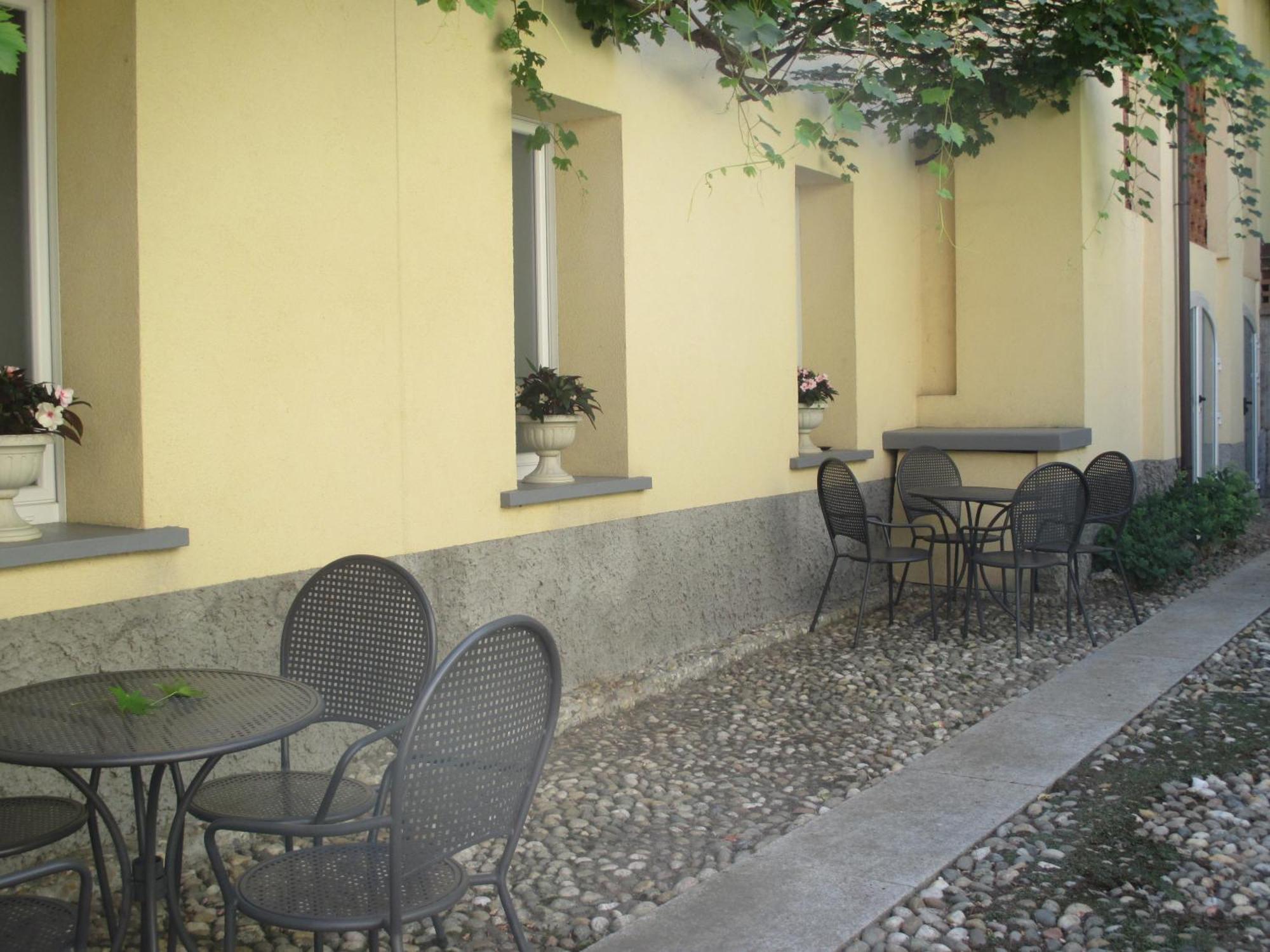 Villa Cantoni Gropello Cairoli Номер фото
