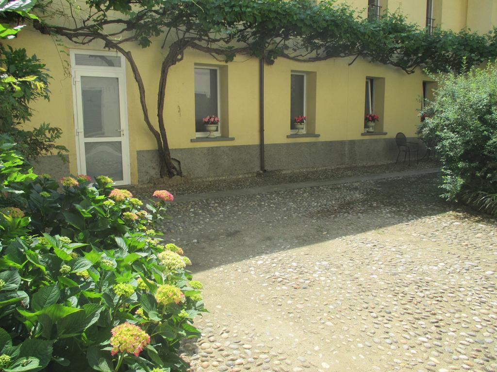 Villa Cantoni Gropello Cairoli Екстер'єр фото